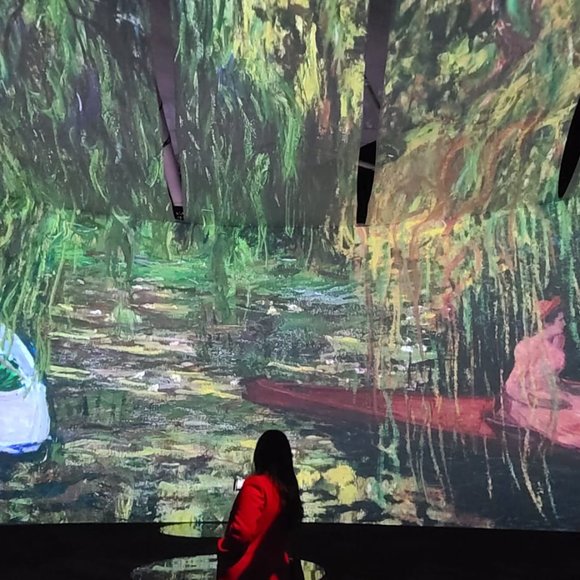 Meet your Posher, Mayolyn - Picture 2 of 2